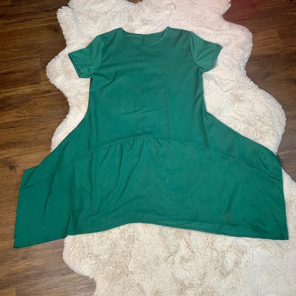 Emerald Green Asymmetrical Dress - Picture 6 of 11